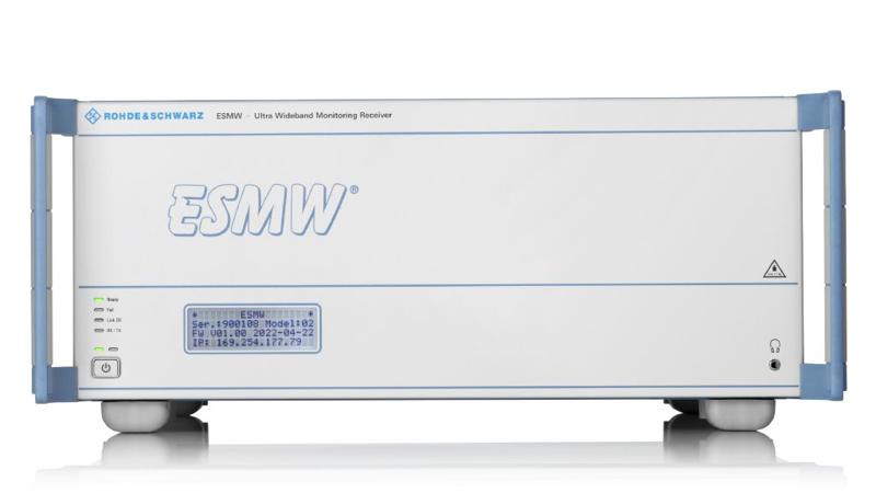 Receiver offers flexible spectrum monitoring